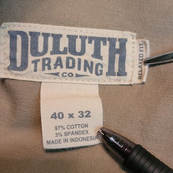 Duluth Trading Co Khakis Mens 40x32 Measures 40x31 Flex Ballroom Relaxed Fit - Picture 7 of 12